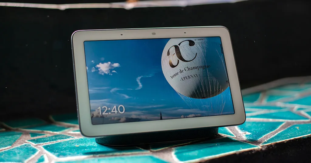 Using the Google Nest Hub as a digital picture frame (Product Review and Comparison)